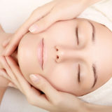 Anti-Aging Face Lifting Massage