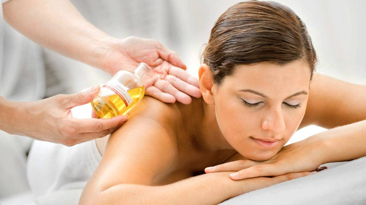 Hot Oil Massage - Golden Touch Massage & Beauty Salon