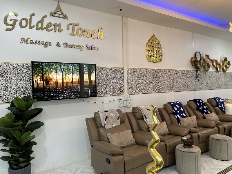 entrance golden touch massage
